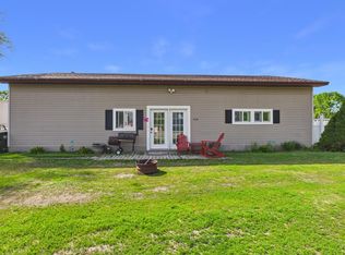 704 Getty St S, Sauk Centre, MN 56378
