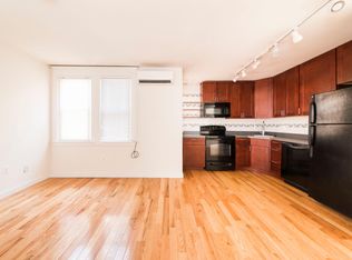 618 S 3rd St #B, Philadelphia, PA 19147