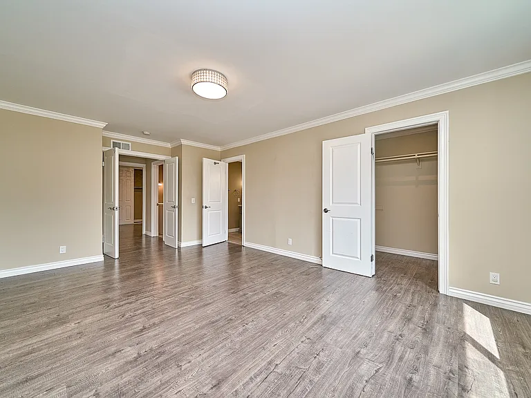 2660 Conata St — Photo 38