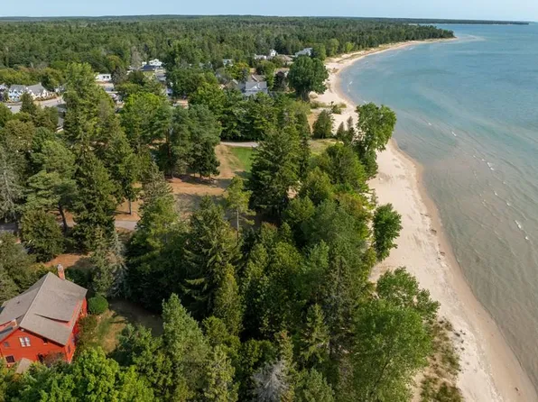 6280 Hwy 57, Sturgeon Bay, WI 54235