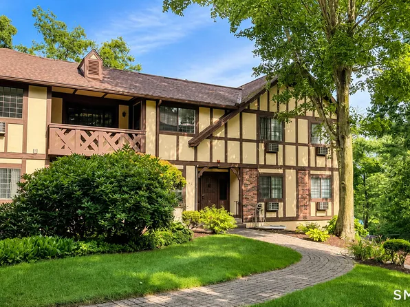 125 Warner Hill Rd, Stratford, CT