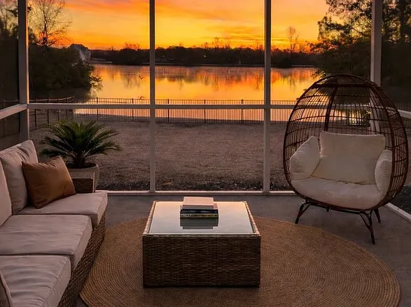 308 Lakewind Dr, Moncks Corner, SC 29461