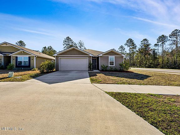 4th image of 65304 CLEARWATER Court