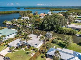 4385 Pompano Ln, Palmetto, FL 34221