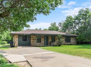 1509 Scotland Ave, Azle, TX 76020