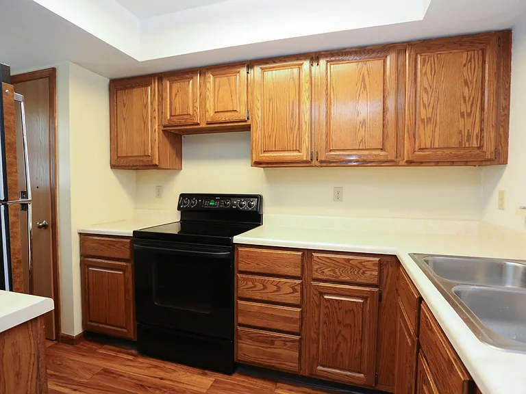439 Foxfire Dr — Photo 7