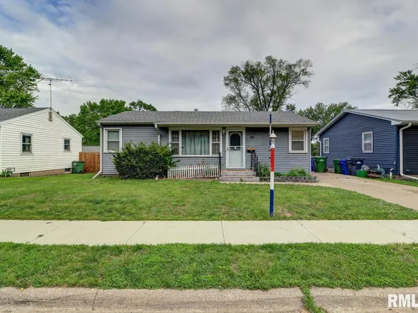 1148 Briarcliff Ln, Clinton, IA 52732