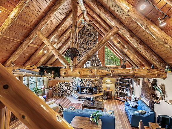 5th image of 15015 Held Cir