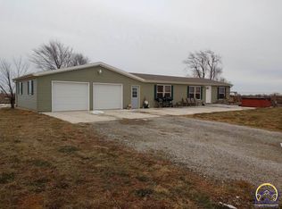 19226 S Rd, Mayetta, KS 66509