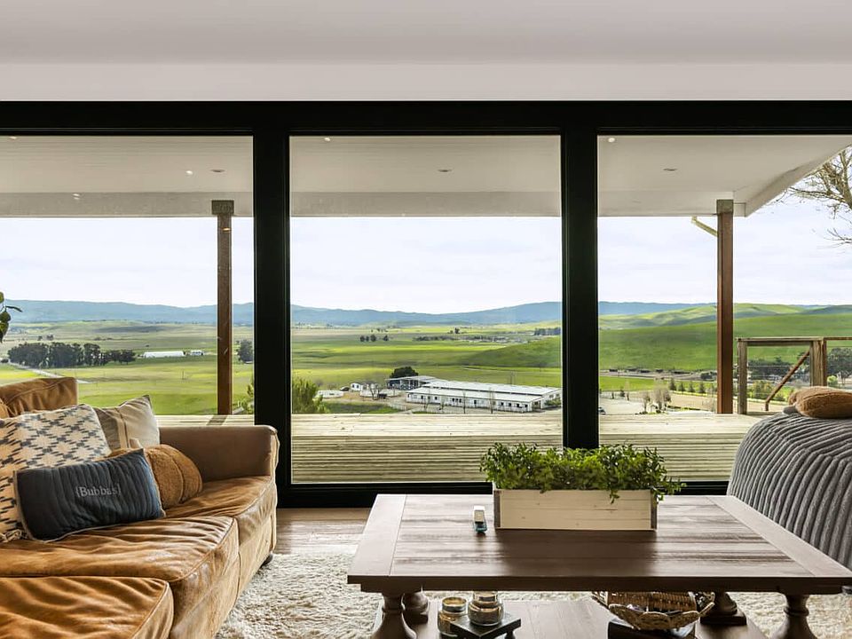 1st image of 6033 Dagnino Rd