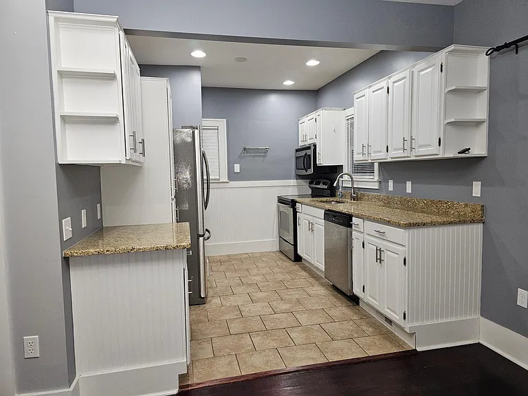 310 S Connecticut Ave — Photo 6