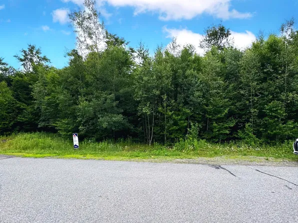 L6 Summit Woods Rd, Moscow, PA 18444