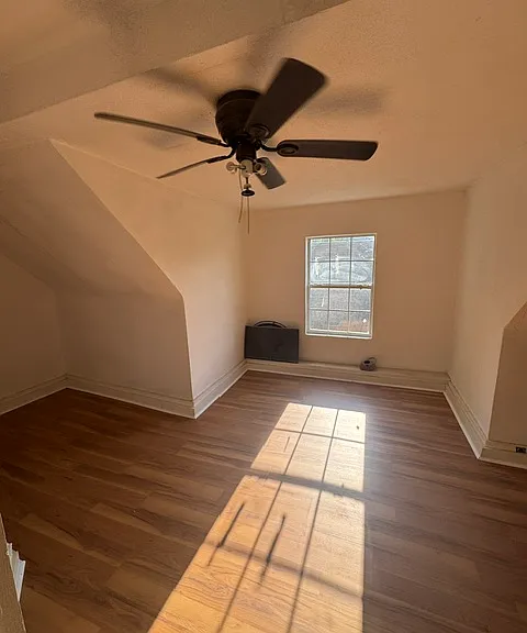 2411 Forrest Ave #2 — Photo 5