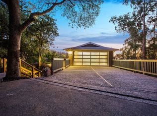 8085 Skyline Blvd, Oakland, CA 94611