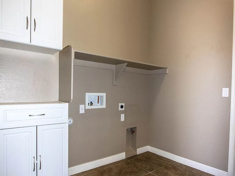 4083 N Pembroke St — Photo 21