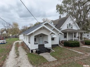 213 Day St, Galesburg, IL 61401