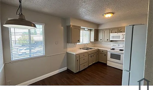 3377 E Sierra Madre Ave — Photo 21