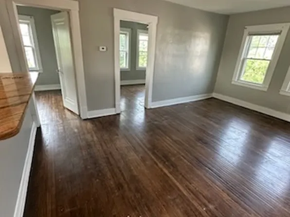 38 Dakota St, Buffalo, NY