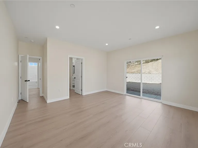 16315 Orick Ave — Photo 10