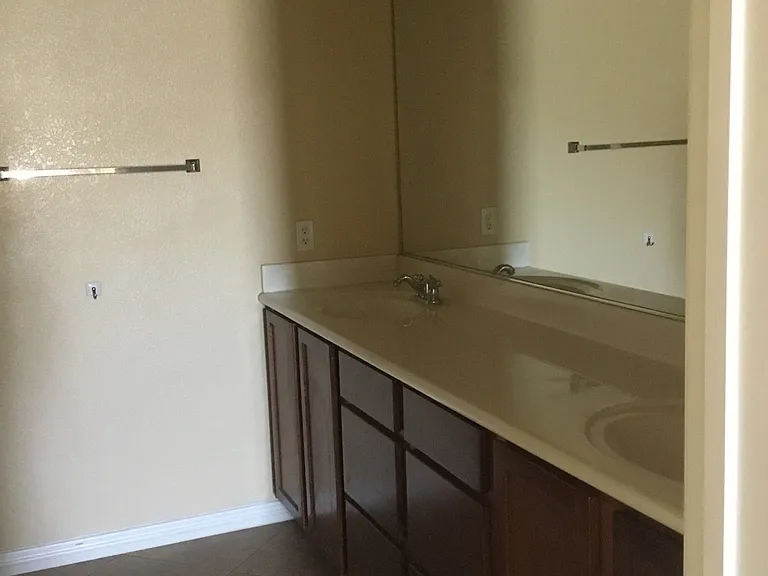 8105 Tazeer St — Photo 15