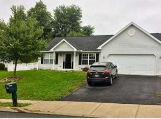 416 Colonial Ct, Blandon, PA 19510