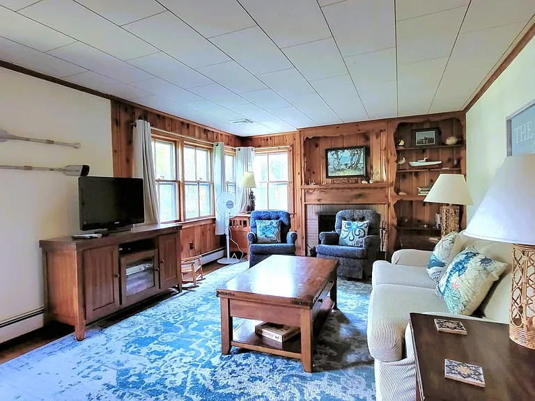 9 Myrtle Cir — Photo 7