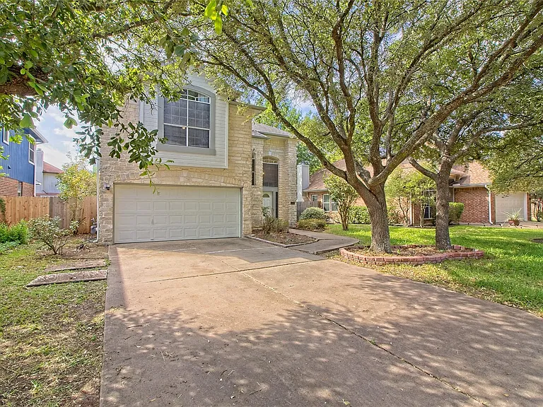 13421 Tossa Ln — Photo 2