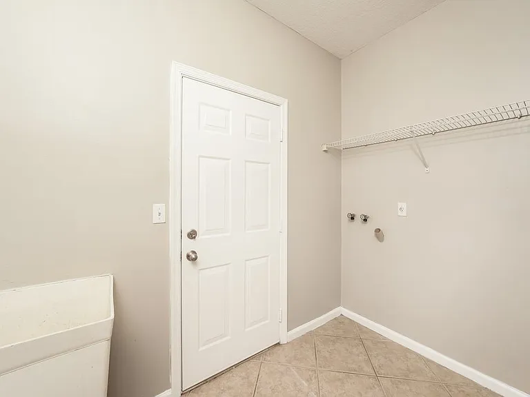 1603 Briar Oak Dr — Photo 11