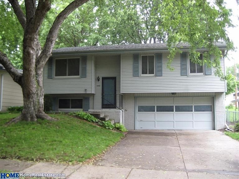 1st image of 5450 La Salle St