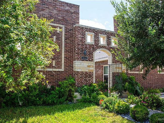 3rd image of 2810 Primrose Ave #4