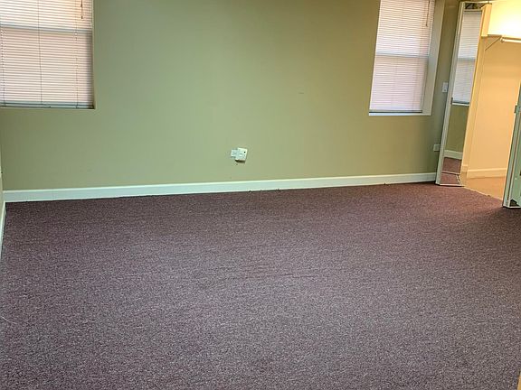 2nd image of 6321 N Richmond St #G