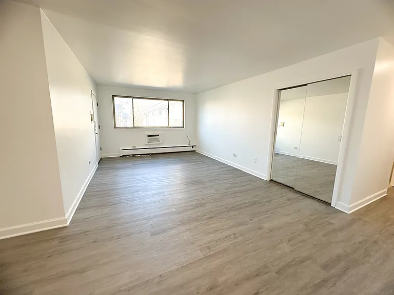 7019 N Ridge Blvd #3D — Photo 6
