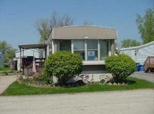 86 6th Ct, Bartlett, IL 60103