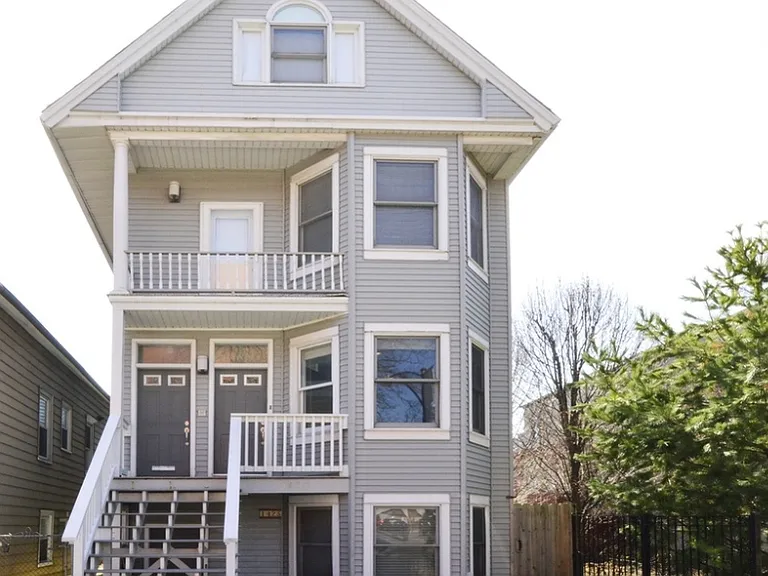 1423 W Oakdale Ave #1 — Photo 1