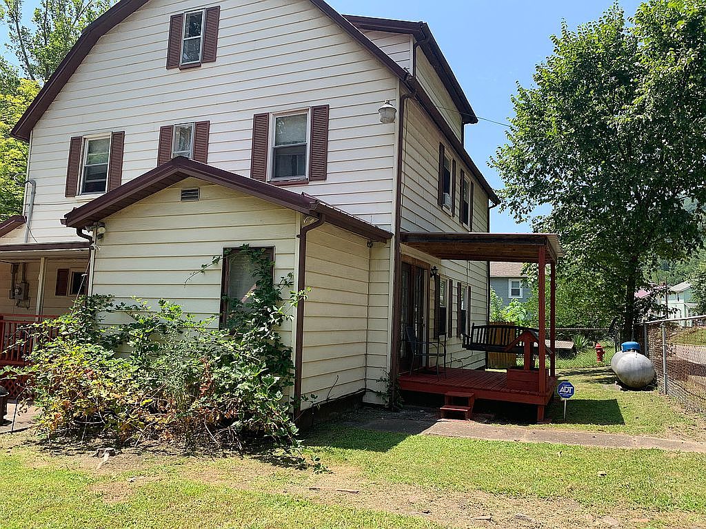 169 W Main St, Lynch, KY 40855 Zillow