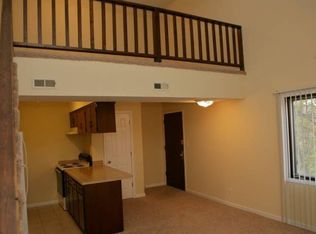 2116 Bob Billings Pkwy APT 2, Lawrence, KS 66049
