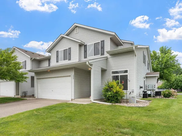 1860 Parkway Ave, Shakopee, MN 55379