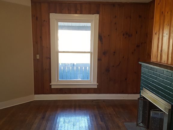 3rd image of 2420 Superior Ave
