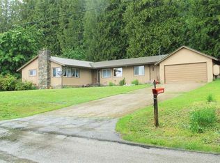 709 Lookout Blvd, Hope, ID 83836