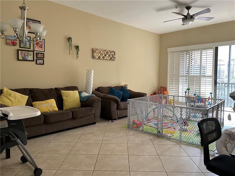 1st image of 2925 NW 126th Ave APT 422