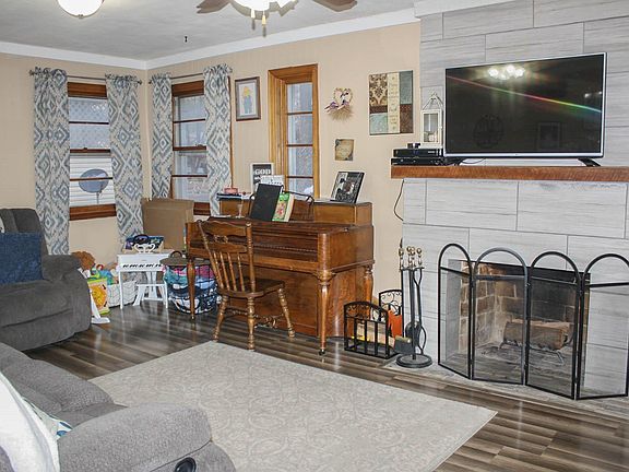 4th image of this home