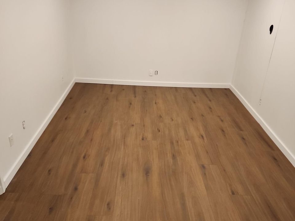 2nd image of 7816 Ash St