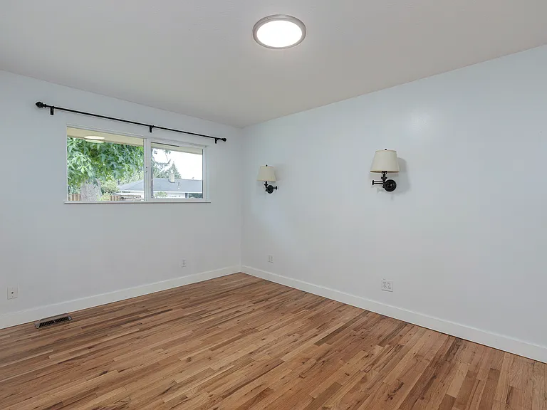 4909 SE Mason Ln — Photo 18