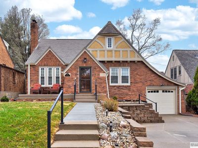 4517 Pine St, Omaha, NE, 68106