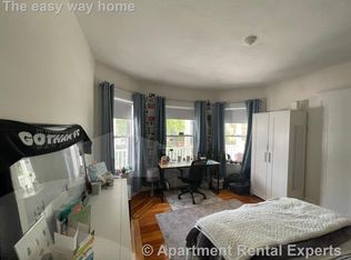 11 Ossipee Rd #1D, Somerville, MA 02144