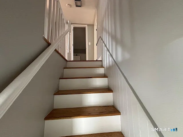 147 View St — Photo 24