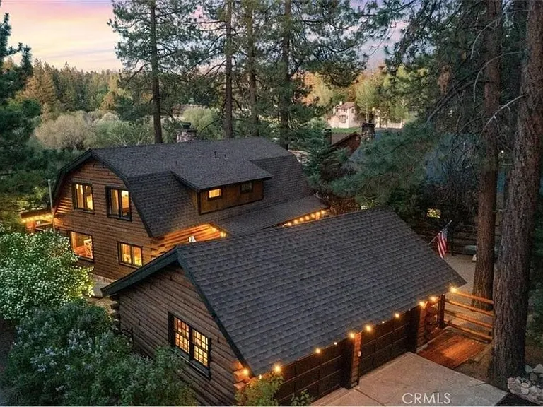 1091 Club View Dr — Photo 30