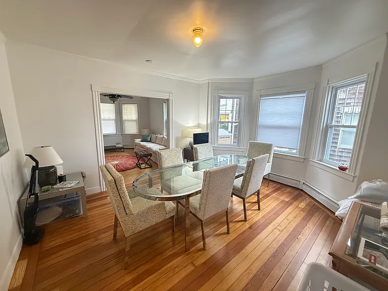 18 Bedlow Ave — Photo 9