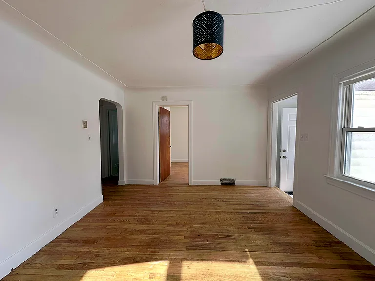 living room / front room