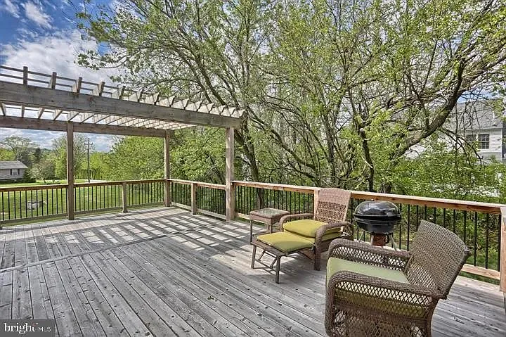 997 Powder Horn Dr — Photo 32